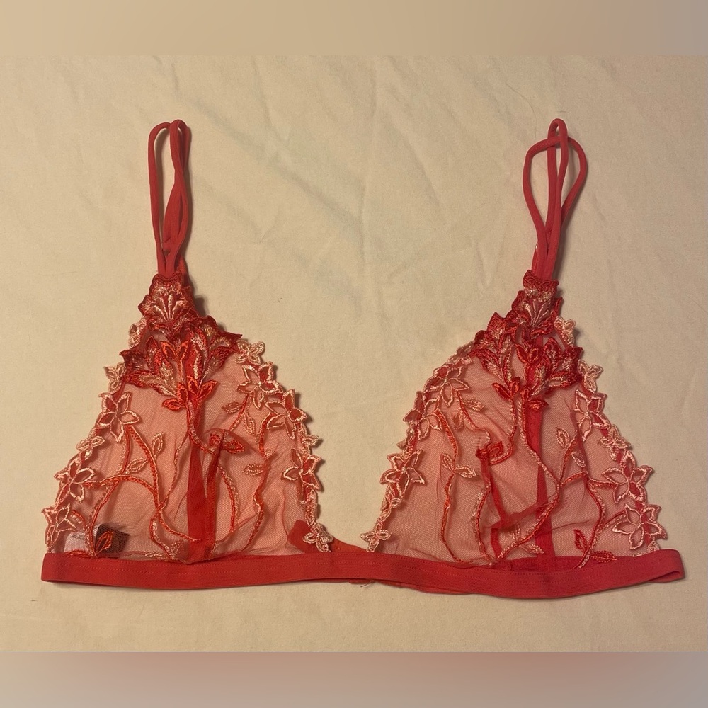 Vintage Malizia by La Perla red pink lace Floral bralette 4 flowers C D 38 mesh